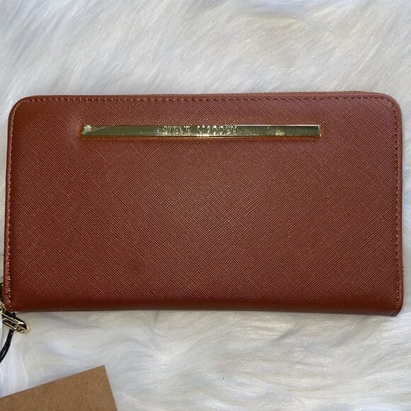 STEVE MADDEN Cognac & Gold Zip Around Wristlet Case Wallet. NWT - Picture 4 of 10